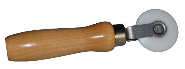 thumbnail image 2 of Everhard Nylon Vee Roller – MR12540, New Old Stock 2 of 5